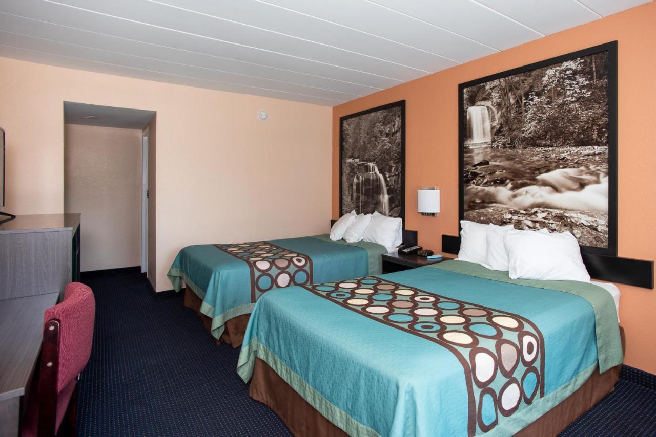 Hotel Super 8 By Wyndham Black Mountain